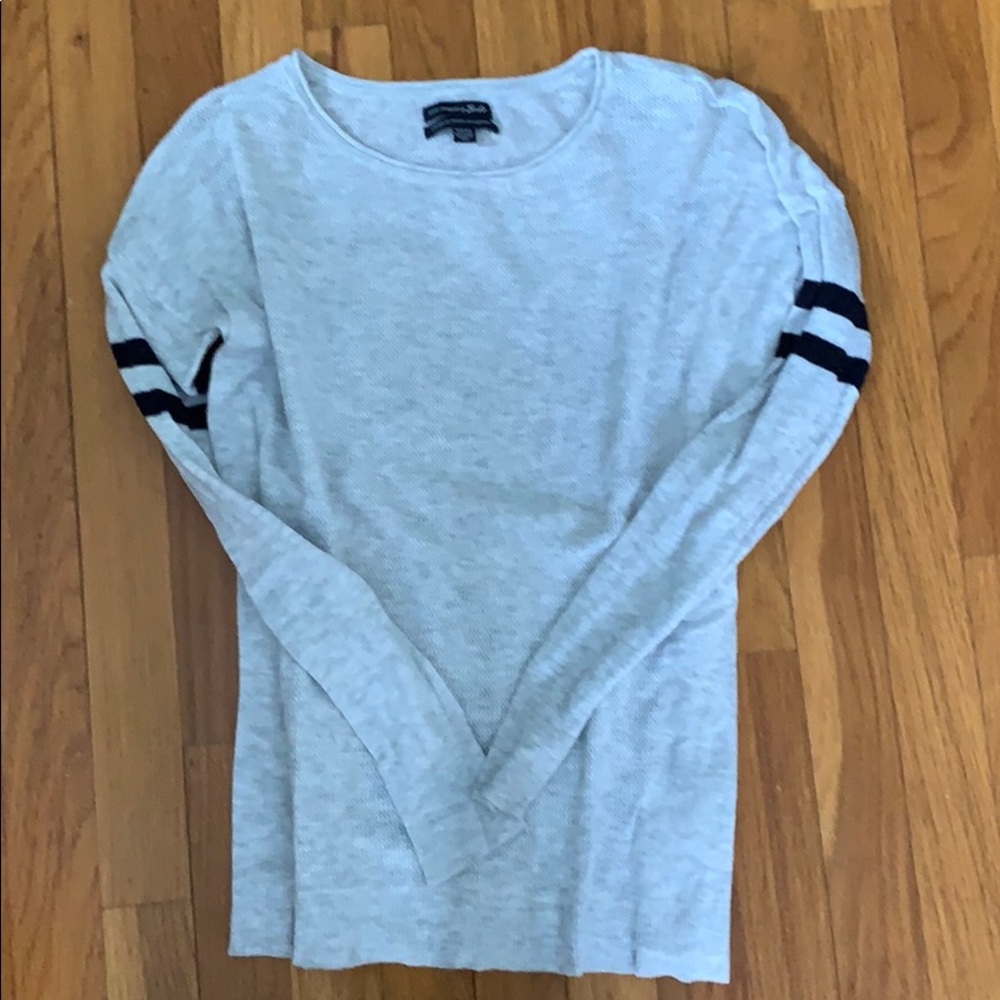 American Eagle sweater